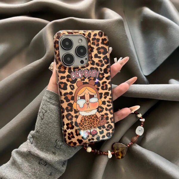 Leopard Tears Chain Case